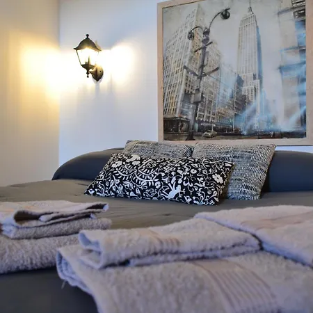 Apartment Casa Dell' Artista - Tamero Estates